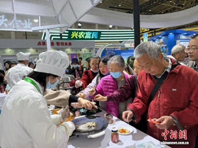 體育投注:湖北农业博览会启幕 现场签约逾244亿元